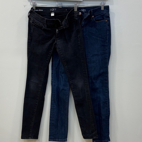 LOFT Women's Skinny Jeans in Black and Dark Blue - Picture 2 of 14
